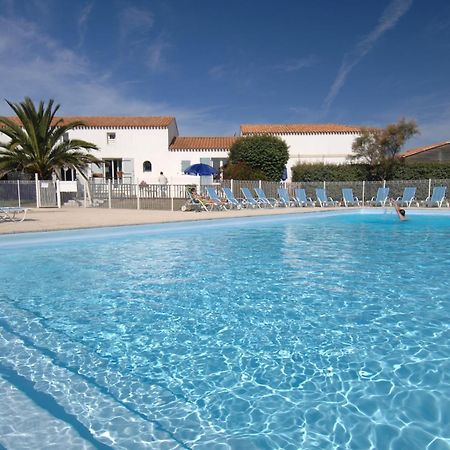 Residence Odalys Le Village Des Amareyeurs Le Château-dʼOléron Exterior foto