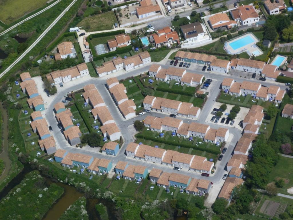 Residence Odalys Le Village Des Amareyeurs Le Château-dʼOléron Exterior foto
