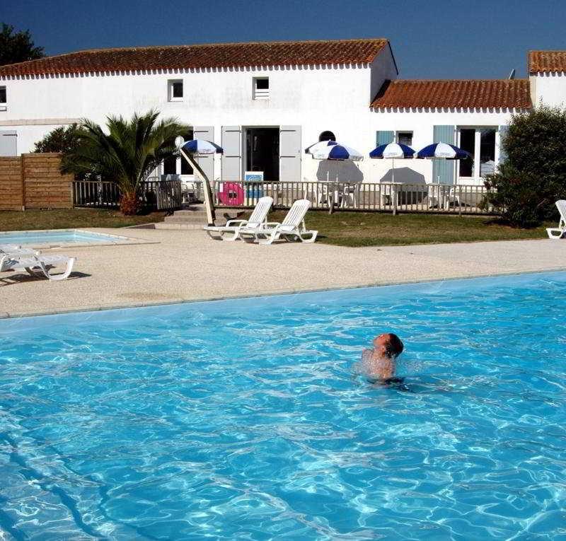 Residence Odalys Le Village Des Amareyeurs Le Château-dʼOléron Exterior foto